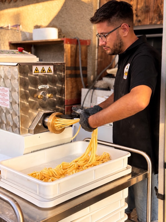 Pasta frisch aus der Maschine
